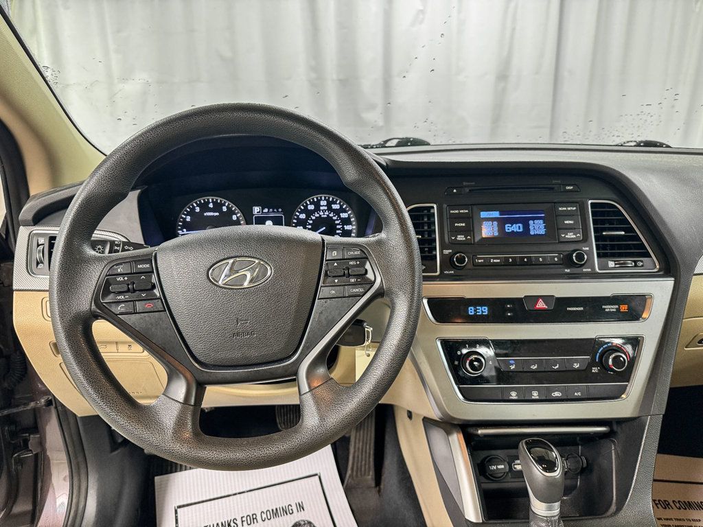 2015 Hyundai Sonata SE - 23096346 - 12