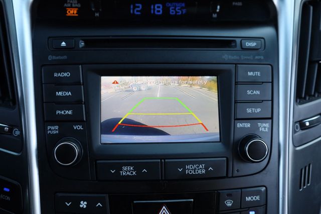 2015 Hyundai Sonata Hybrid  - 22935965 - 38