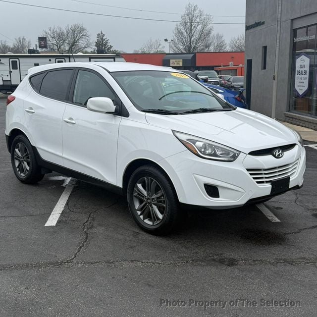 2015 Hyundai Tucson AWD GLS w/traction control, streaming bluetooth audio - 23001775 - 1