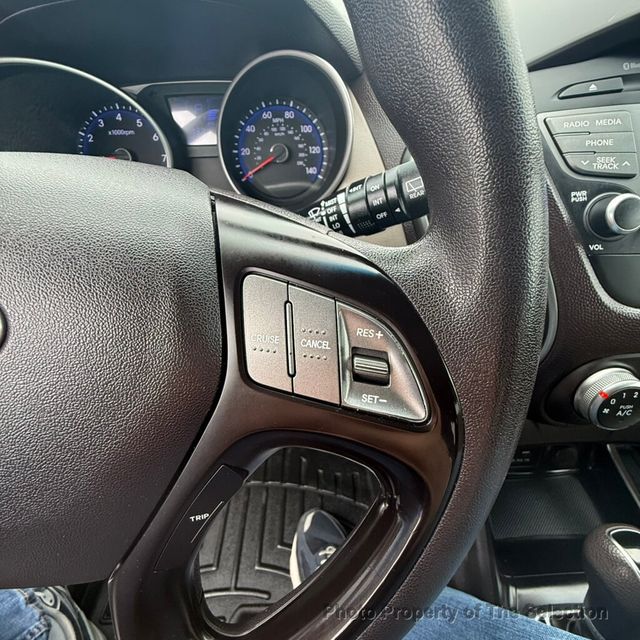 2015 Hyundai Tucson AWD GLS w/traction control, streaming bluetooth audio - 23001775 - 25