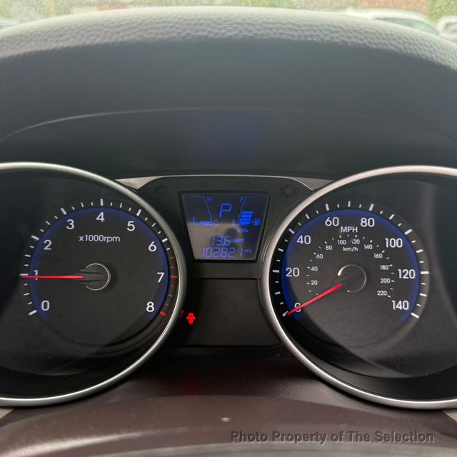 2015 Hyundai Tucson AWD GLS w/traction control, streaming bluetooth audio - 23001775 - 31