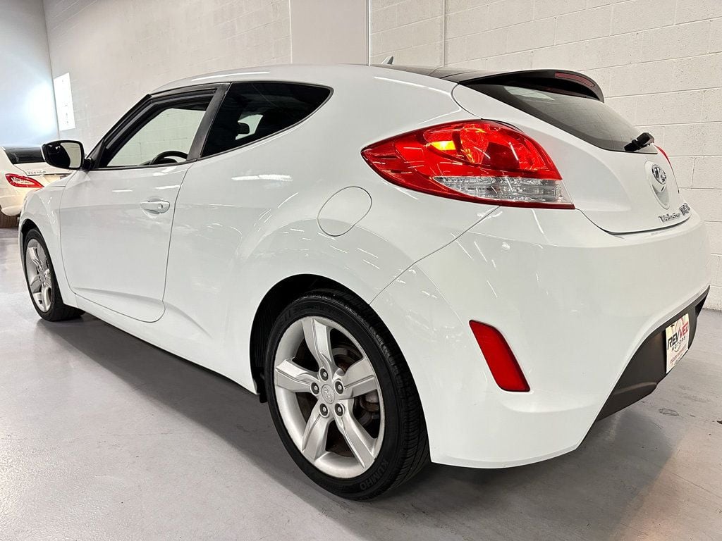 2015 Hyundai Veloster 3dr Coupe Automatic - 22624659 - 4