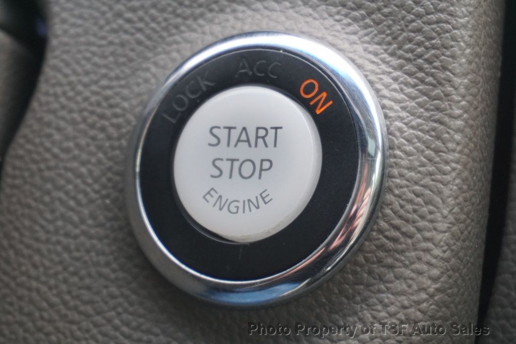 2015 Infiniti Q40 photo 25
