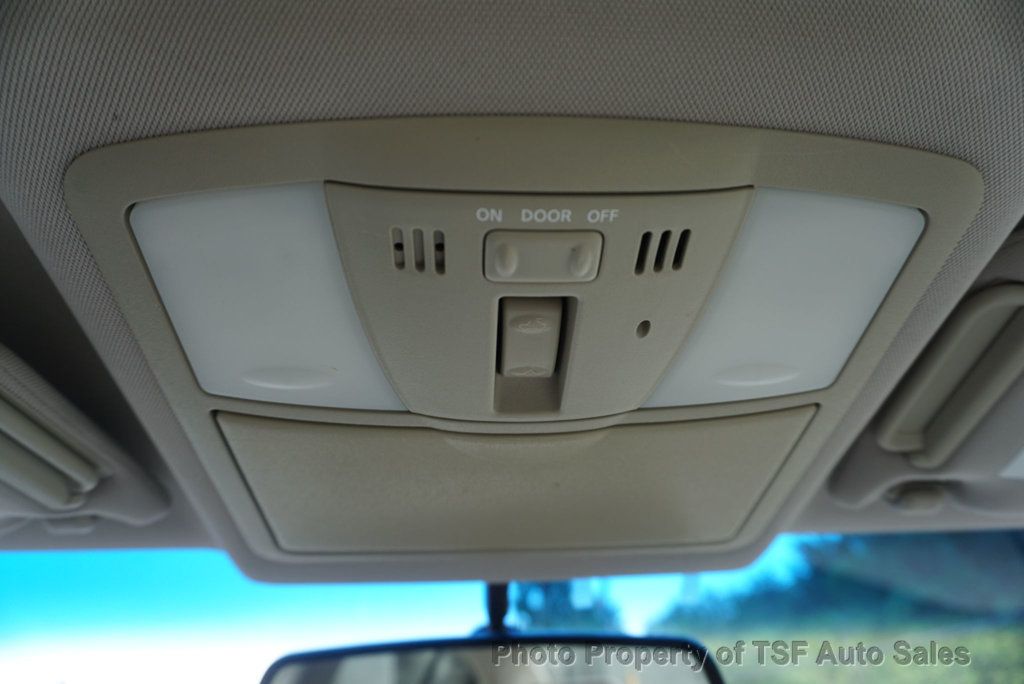 2015 Infiniti Q40 photo 30