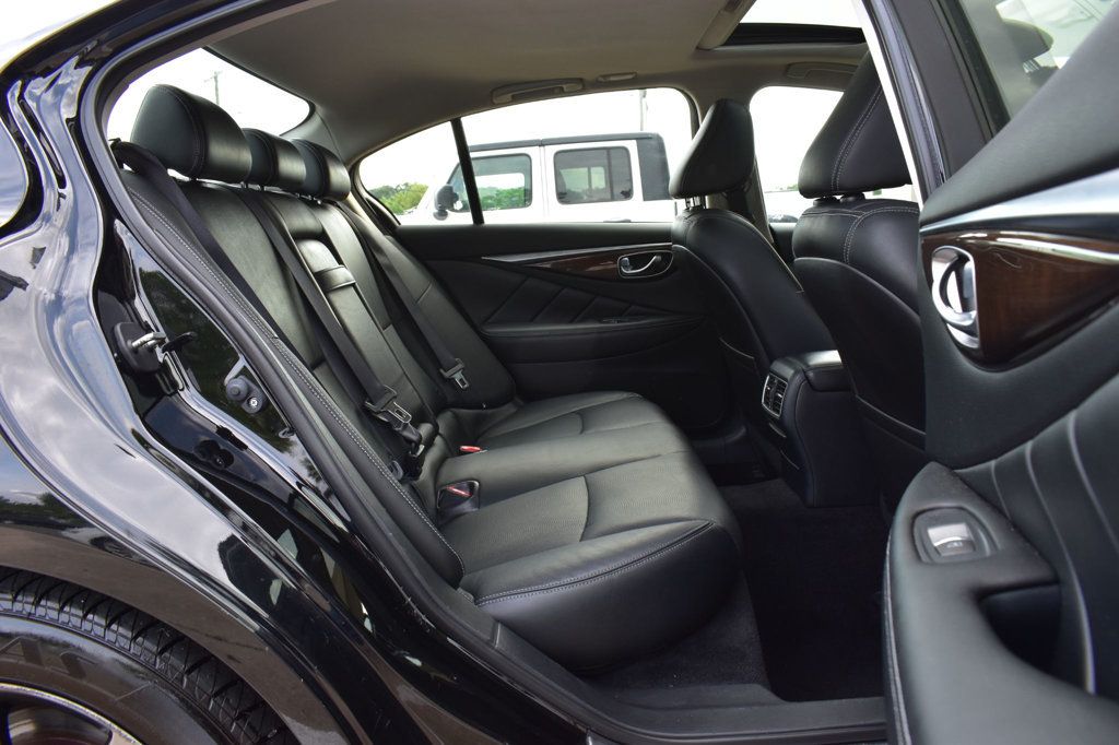 2015 INFINITI Q50 4dr Sedan AWD - 23081561 - 17