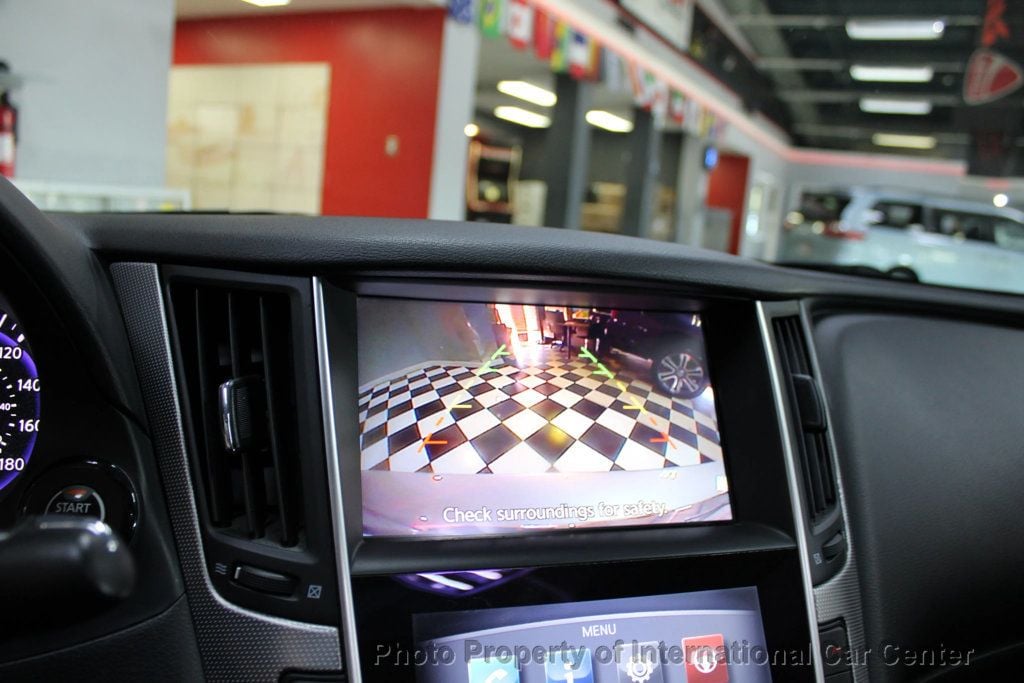2015 Infiniti Q50 photo 17