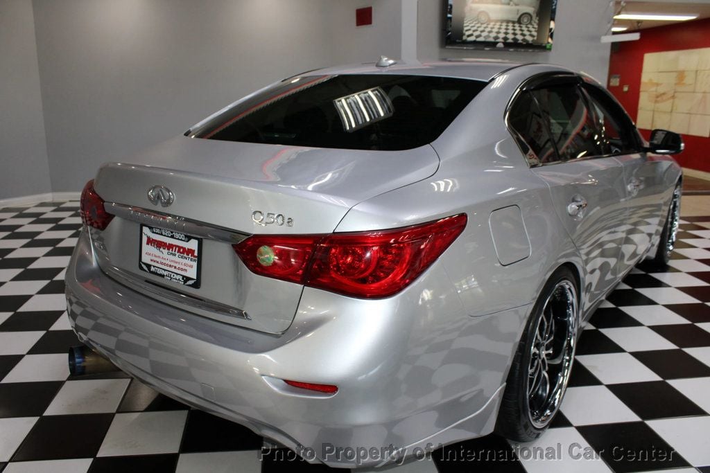 2015 Infiniti Q50 photo 4