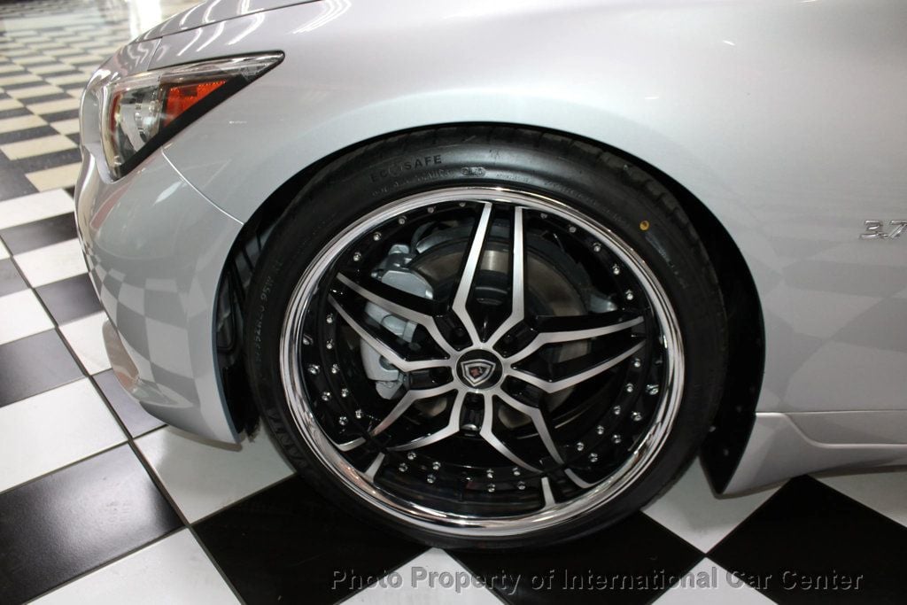 2015 Infiniti Q50 photo 40