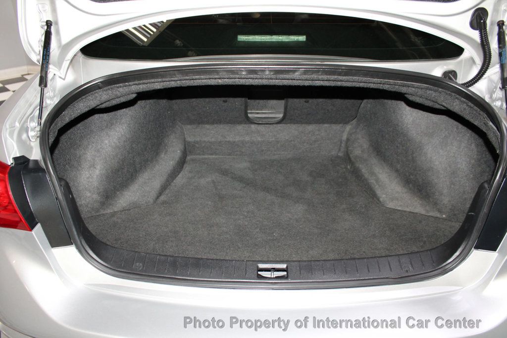 2015 INFINITI Q50 4dr Sedan AWD - 22946357 - 30