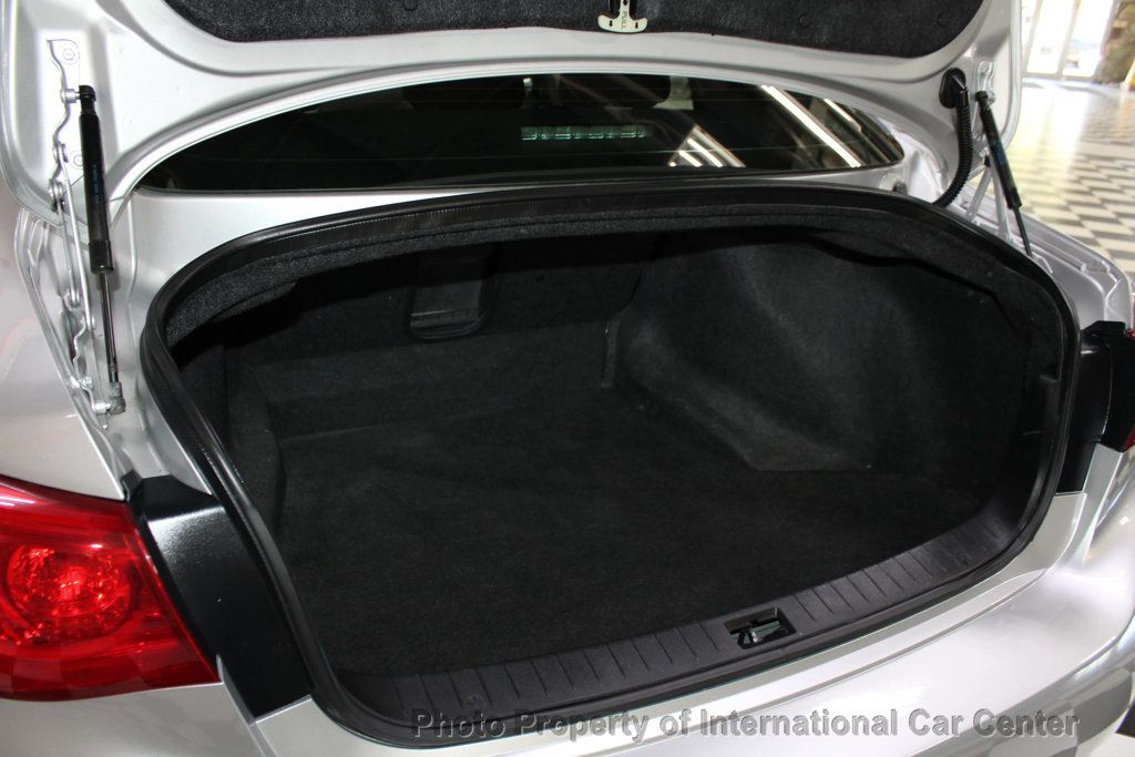 2015 INFINITI Q50 4dr Sedan AWD - 22946357 - 39