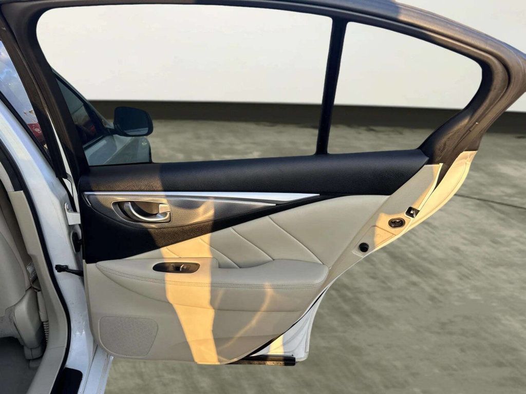 2015 INFINITI Q50 4dr Sedan AWD - 23011864 - 15