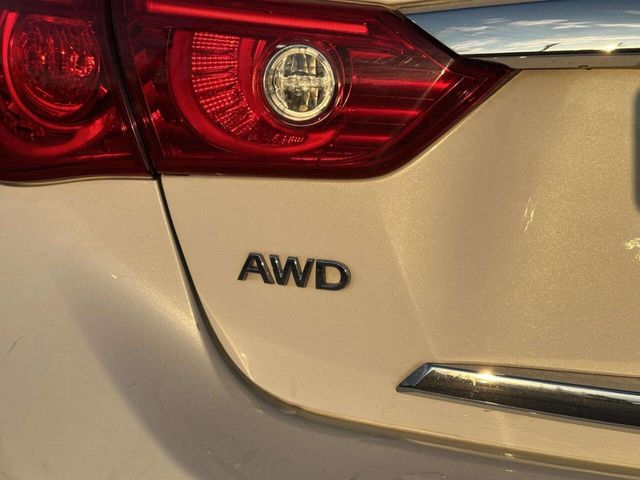 2015 INFINITI Q50 4dr Sedan AWD - 23011864 - 38