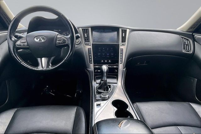 2015 INFINITI Q50 4dr Sedan Premium AWD - 22936237 - 18