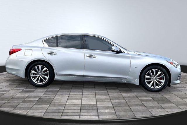 2015 INFINITI Q50 4dr Sedan Premium AWD - 22936237 - 7