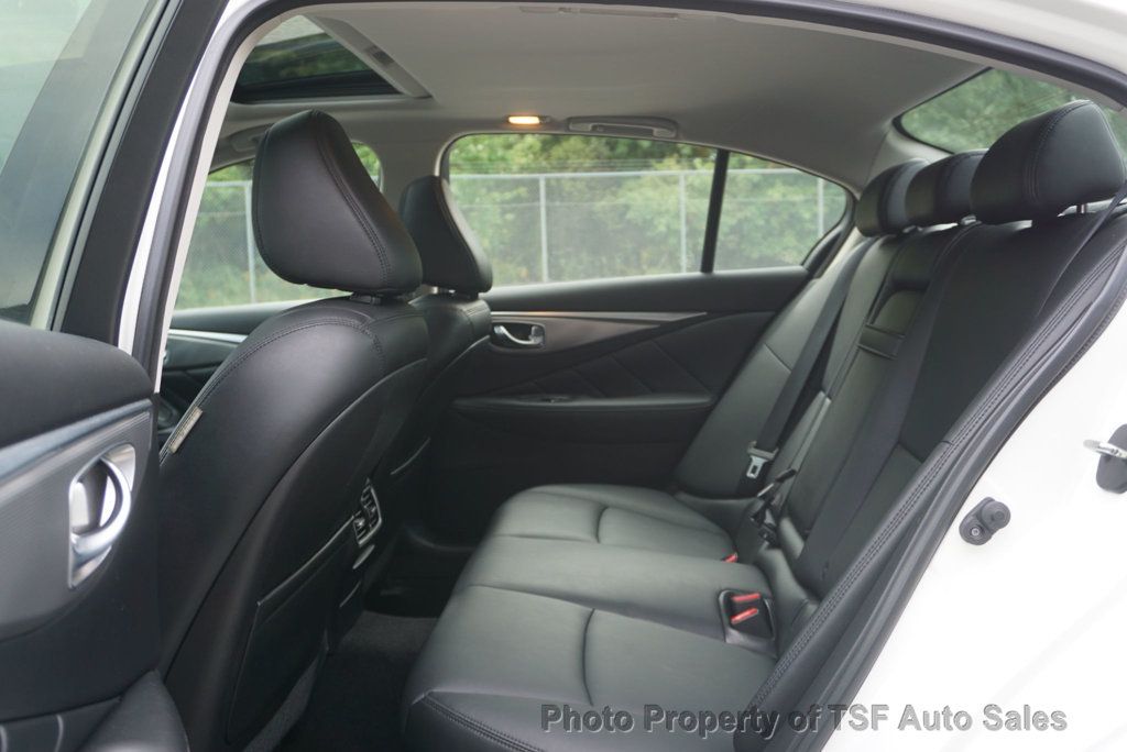 2015 INFINITI Q50 4dr Sedan Premium AWD - 23089270 - 10