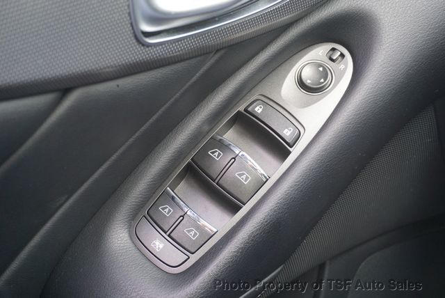 2015 INFINITI Q50 4dr Sedan Premium AWD - 23089270 - 27