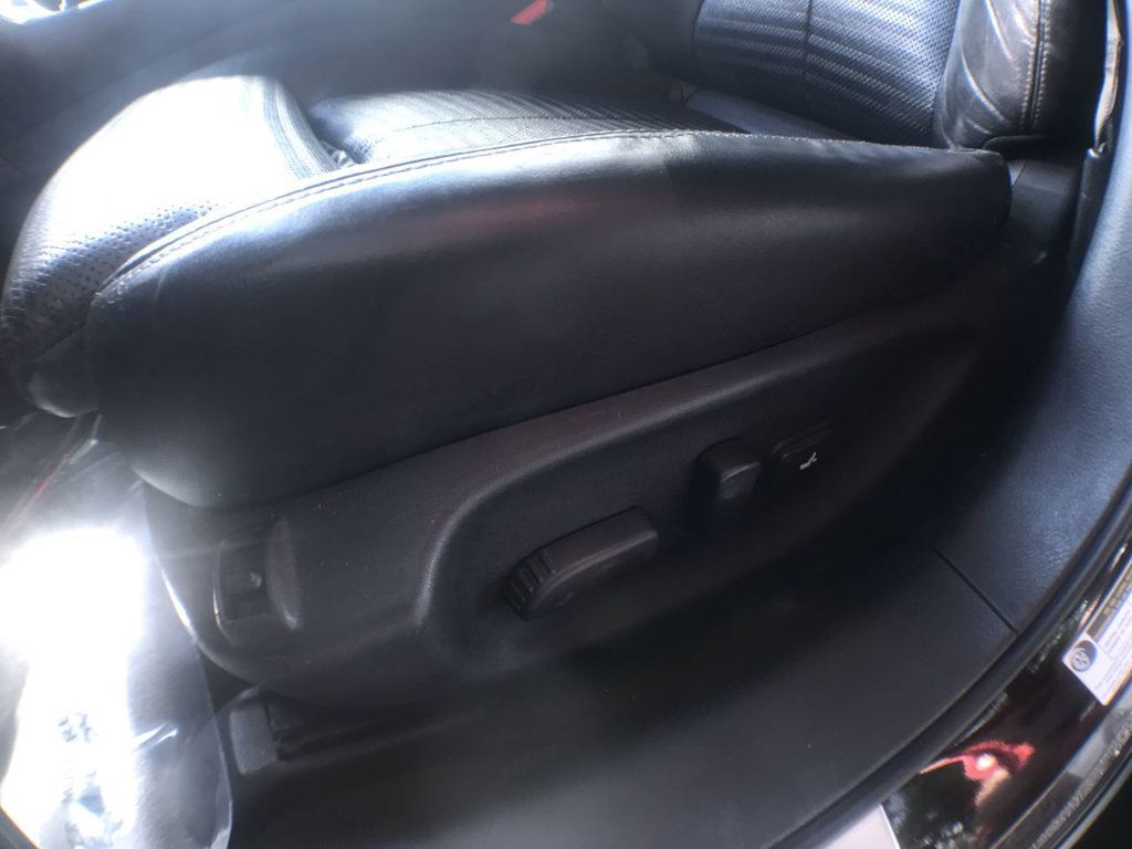 2015 Infiniti Q50 photo 10