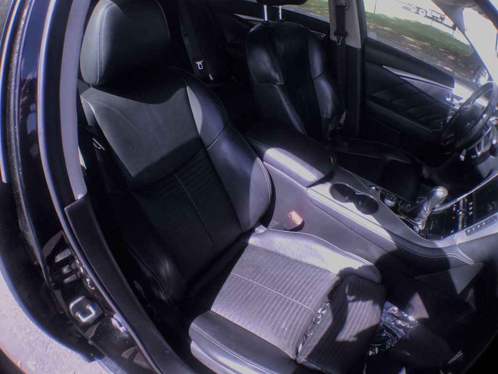 2015 Infiniti Q50 photo 18