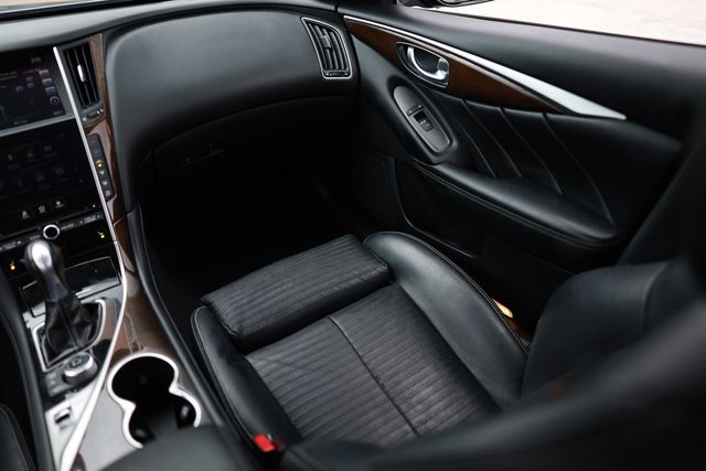 2015 INFINITI Q50 4dr Sedan RWD - 22995292 - 24
