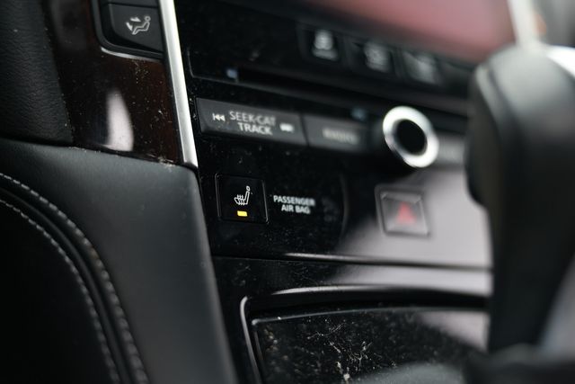 2015 INFINITI Q50 4dr Sedan RWD - 22995292 - 34