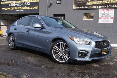 2015 INFINITI Q50