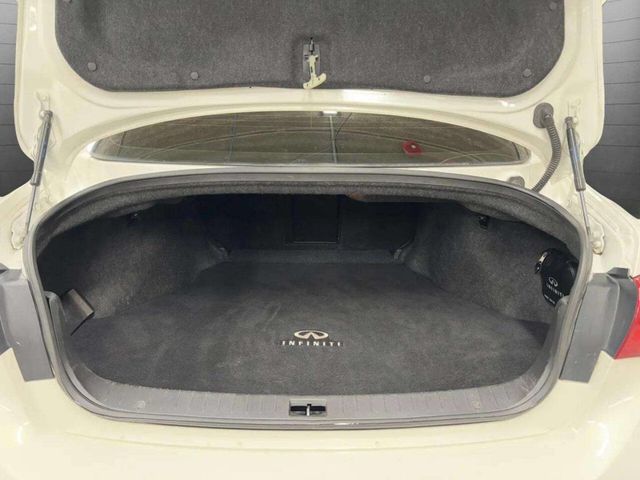 2015 INFINITI Q50 4dr Sedan Sport RWD - 22947860 - 17