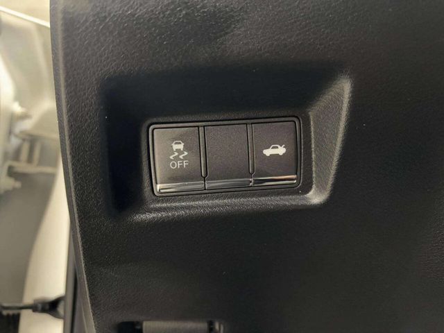 2015 INFINITI Q50 4dr Sedan Sport RWD - 22947860 - 34