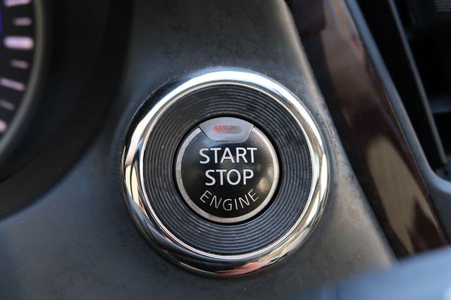 2015 Infiniti Q50 Base AWD 4dr Sedan - 21471304 - 37