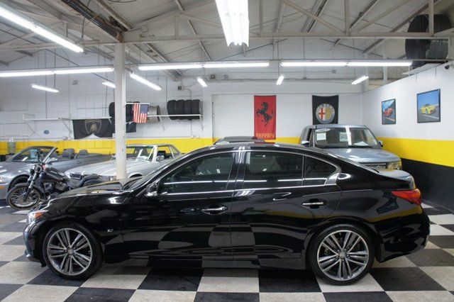 2015 Infiniti Q50 photo 4