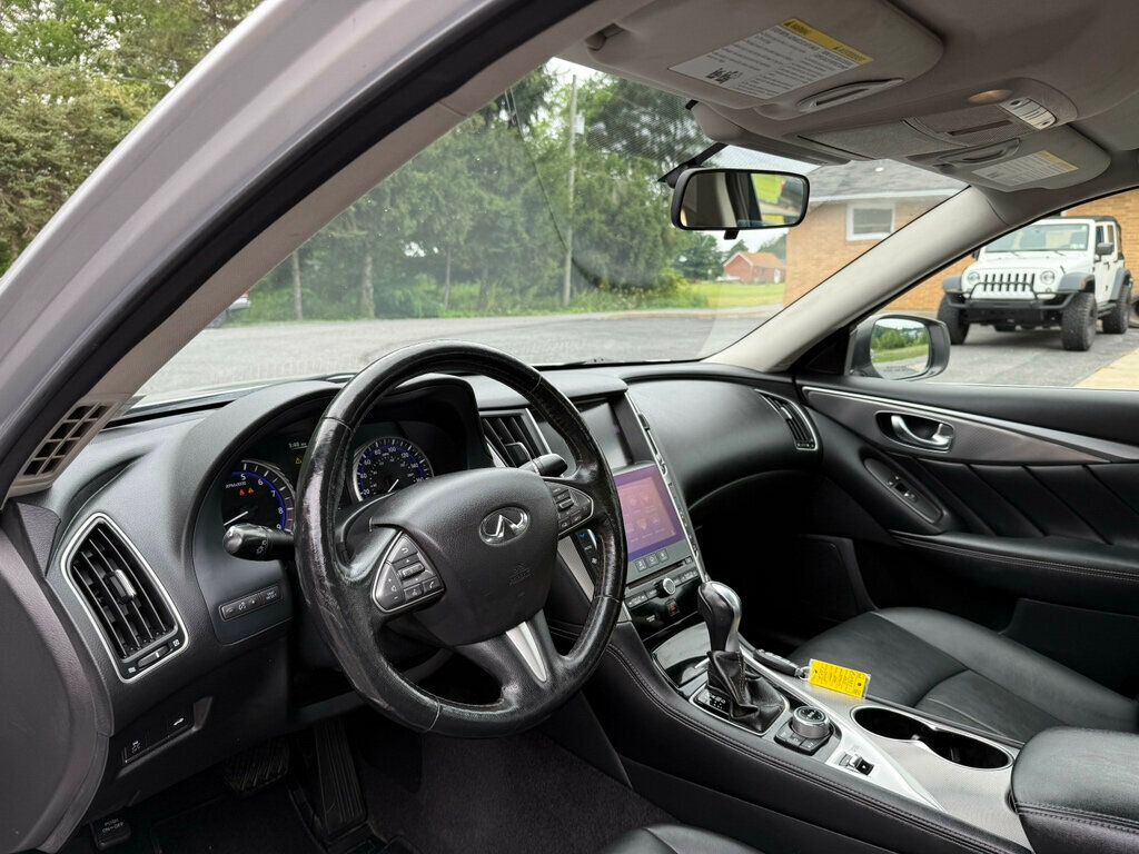 2015 Infiniti Q50 photo 20