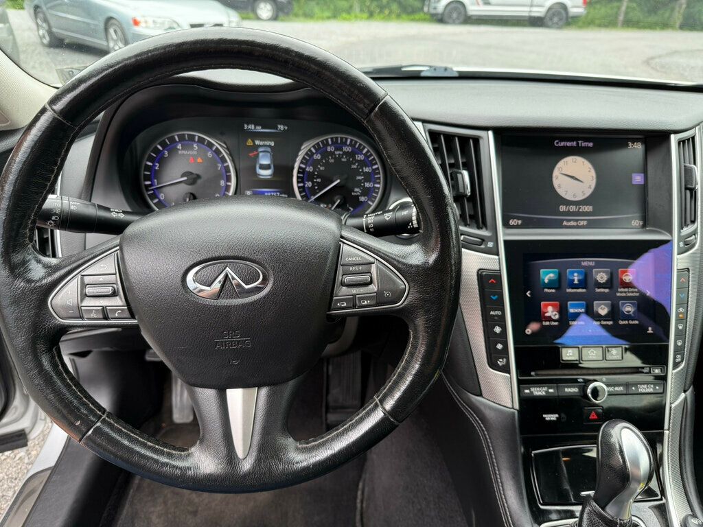 2015 Infiniti Q50 photo 21