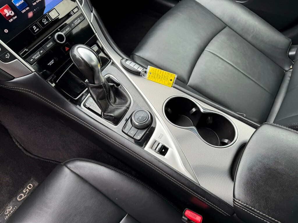2015 Infiniti Q50 photo 23
