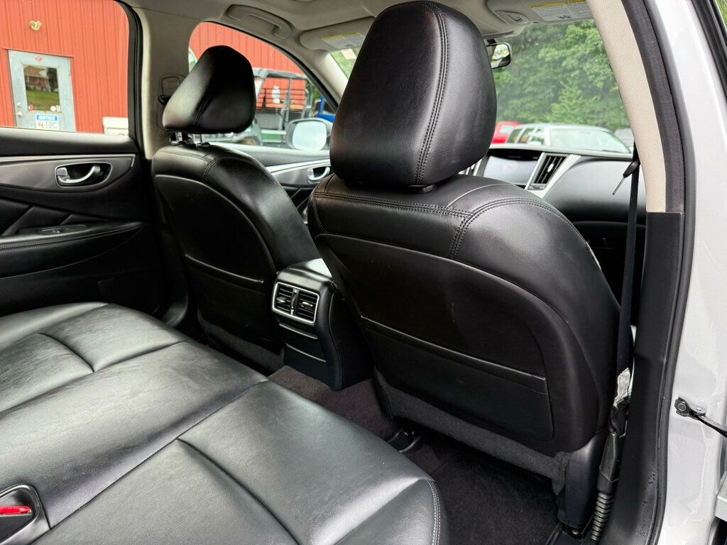 2015 Infiniti Q50 photo 37