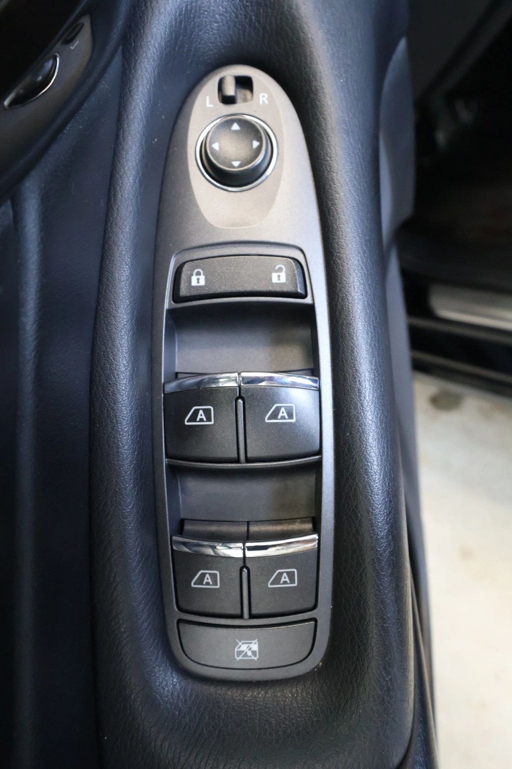 2015 INFINITI Q50 SPORT MODEL, CLEAN CARFAX, HID LTS, PREM WHEELS, TINTED, NAVI!! - 22933919 - 14