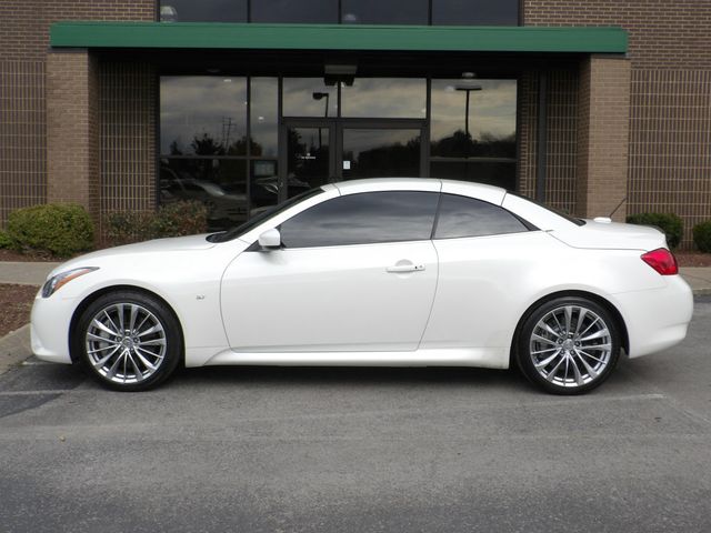 2015 INFINITI Q60 Convertible null photo 13