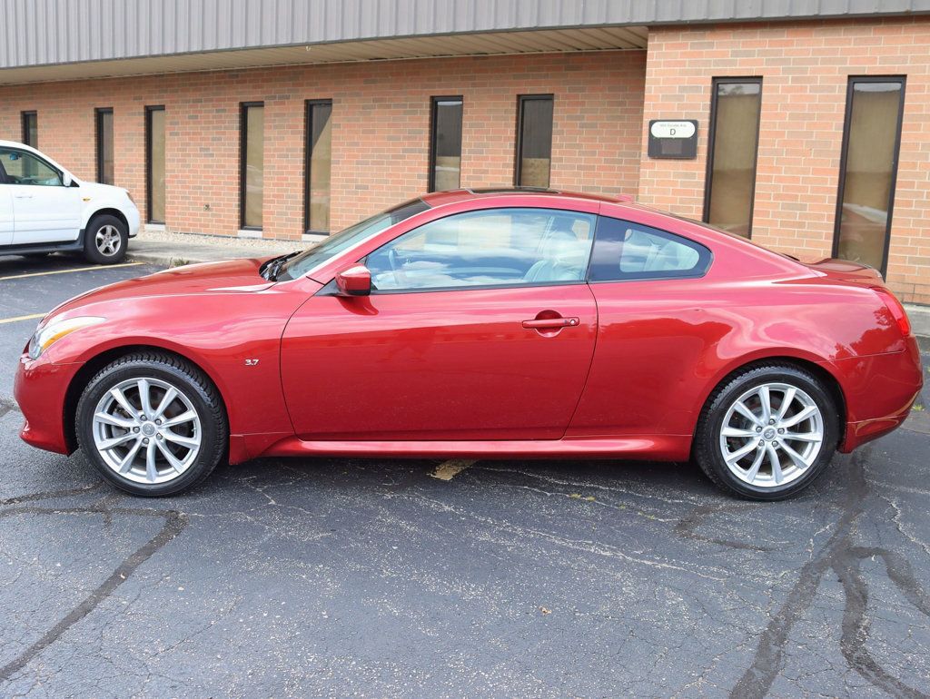 2015 Infiniti Q60 Coupe photo 7