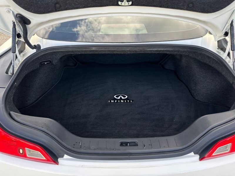 2015 INFINITI Q60 Coupe 2dr Automatic Journey RWD - 22972863 - 20
