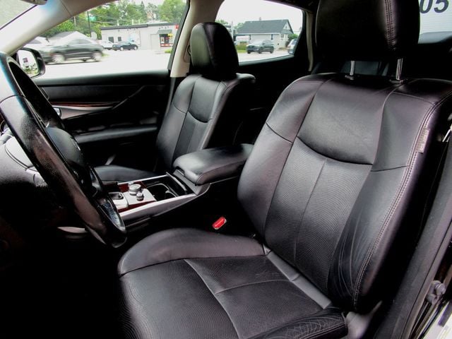 2015 INFINITI Q70 3.7 AWD 4dr Sedan - 23066417 - 12