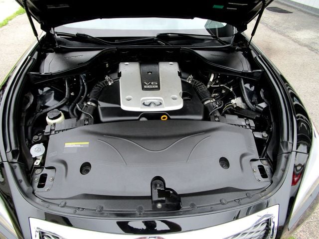 2015 INFINITI Q70 3.7 AWD 4dr Sedan - 23066417 - 32
