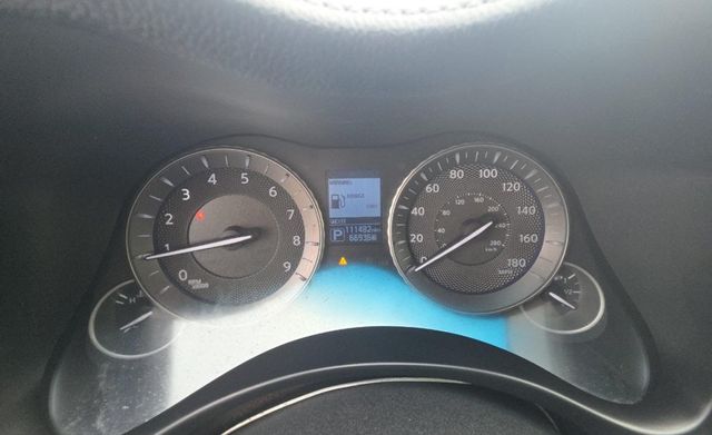 2015 INFINITI Q70 3.7 RWD 4dr Sedan - 23045286 - 10