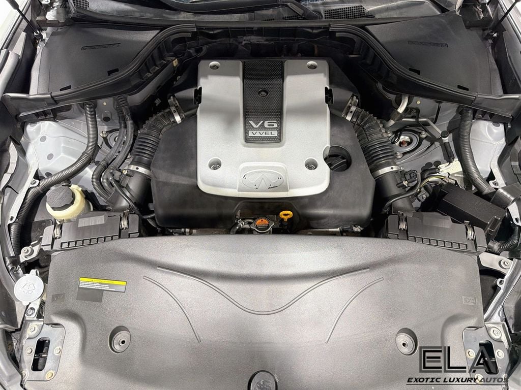 2015 INFINITI Q70 3.7 RWD 4dr Sedan - 23045286 - 30
