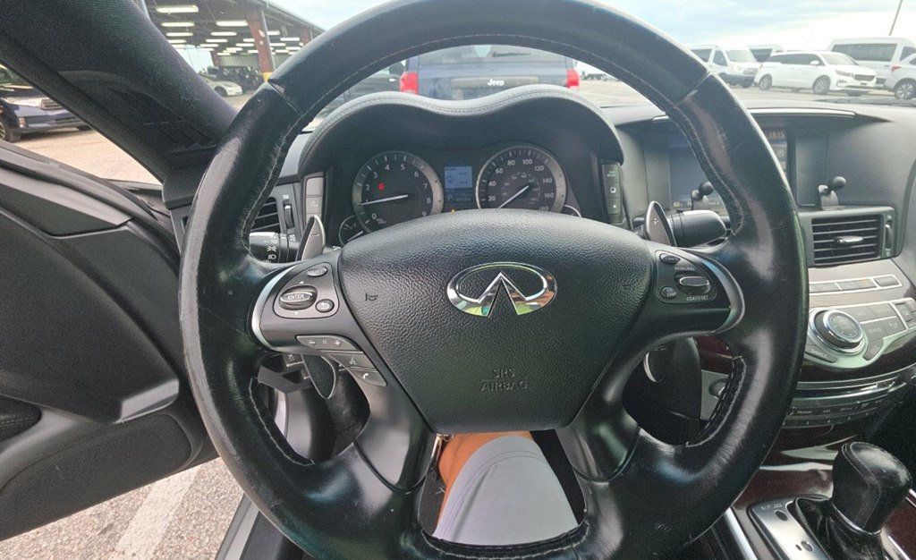 2015 INFINITI Q70 3.7 RWD 4dr Sedan - 23045286 - 8