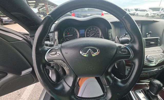 2015 INFINITI Q70 3.7 RWD 4dr Sedan - 23045286 - 8
