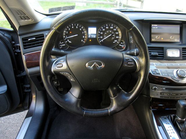 2015 INFINITI Q70L 3.7 AWD 4dr Sedan - 22934875 - 18