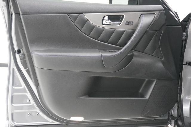 2015 INFINITI QX70 RWD 4dr - 22935407 - 12