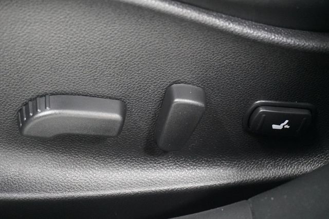 2015 INFINITI QX70 RWD 4dr - 22935407 - 13