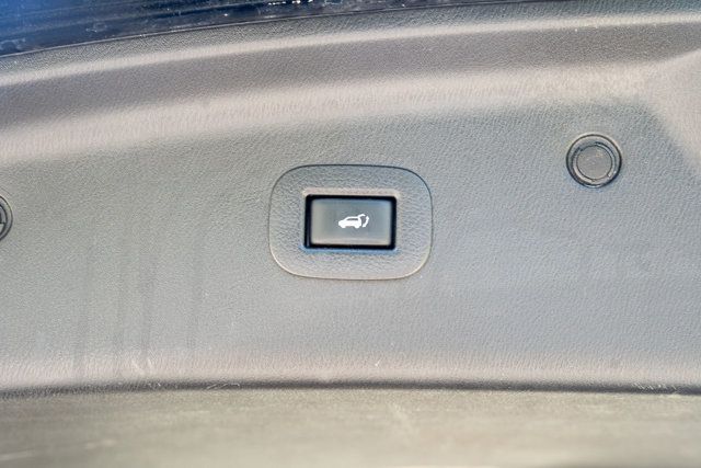 2015 INFINITI QX80 LocalTrade/DriverAssistancePkg/TheaterPkg/BlindSpotMonitor/NAV - 23040997 - 56