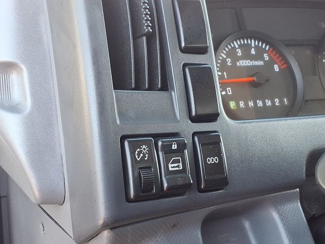 2015 Isuzu NPR 14' Enclosed Landscape Dovetail - 23093729 - 23