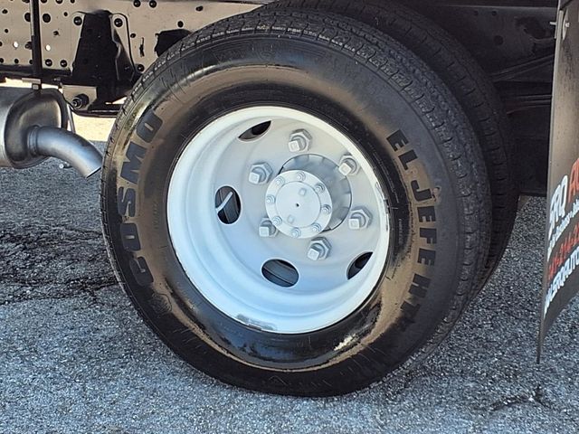2015 Isuzu NPR 14' Enclosed Landscape Dovetail - 23093729 - 35