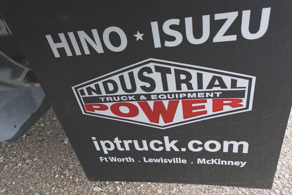 2015 Isuzu NPR (18ft Box with Lift Gate) - 22666391 - 14